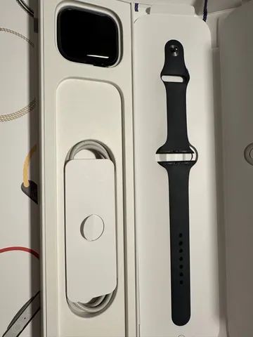 Apple Watch Series 7 (GPS, 45mm) - Caixa de alumínio azul - Pulseira  esportiva azul-abissal