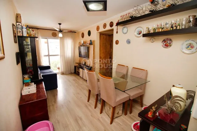 Apartamento de 2 dormitórios para Venda no Jardim Aeroporto