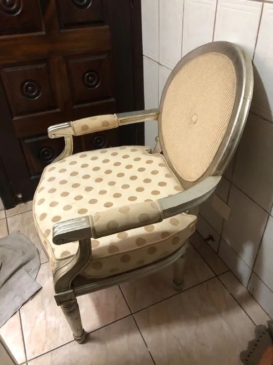 Poltrona vintage em estilo provençal - Foto 2