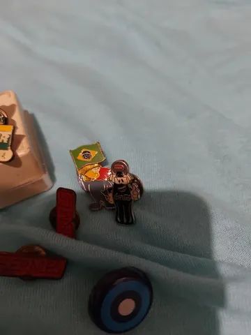 pins antigos - Foto 2