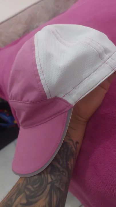 Boné Nike Rosa original diferente - Foto 2