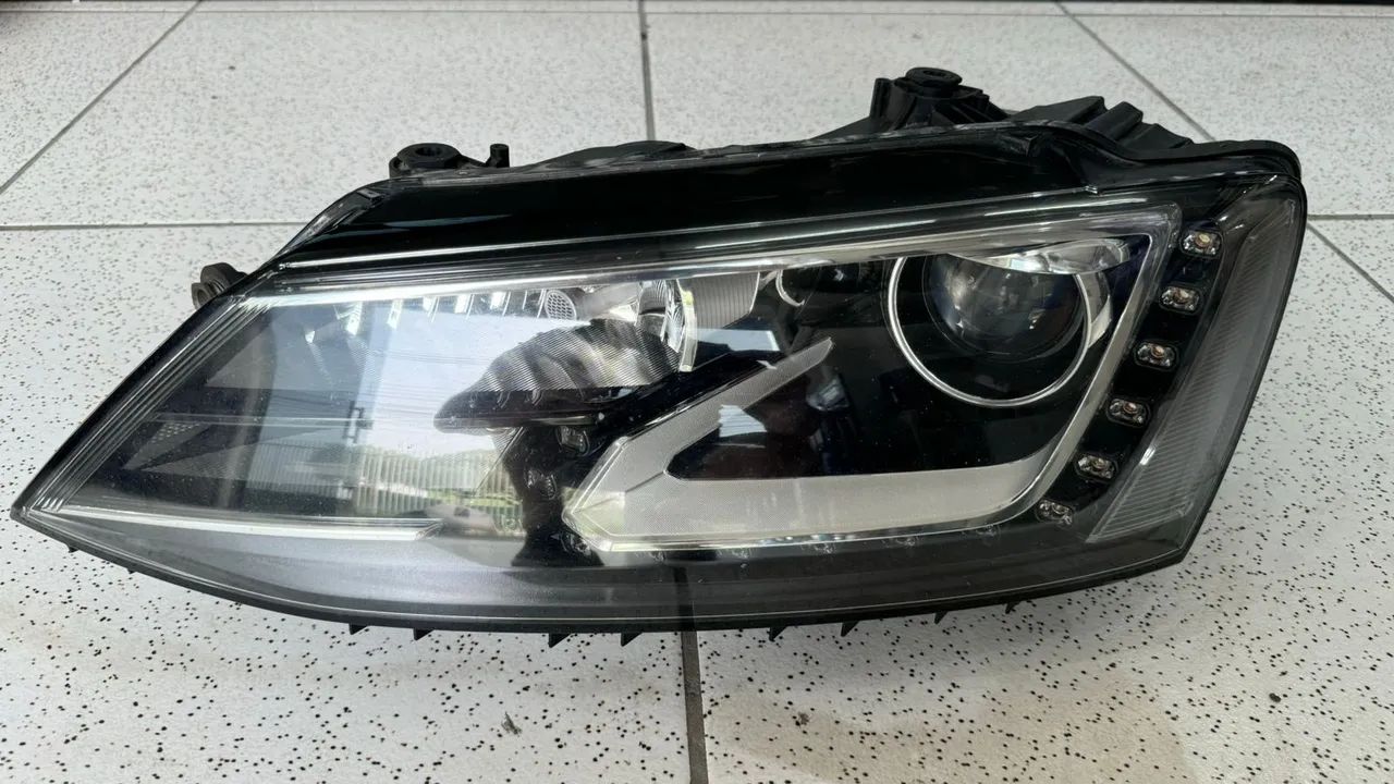 Farol Jetta led xenon esquerdo completo Original 