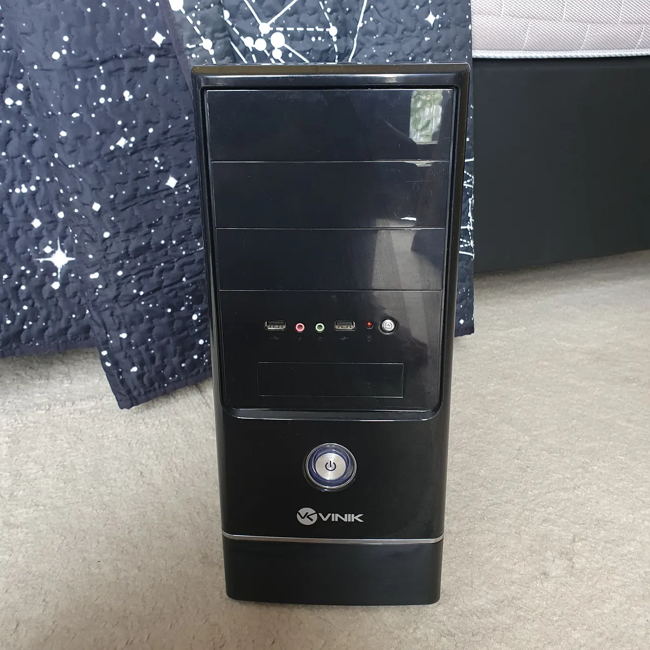 Gabinete para PC de Mesa Vinik Preto 2 USB Frontais