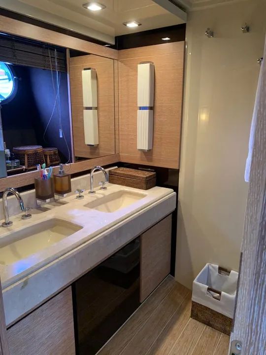 Azimut 70 ano 2014 - ÚNICO DONO - Foto 12