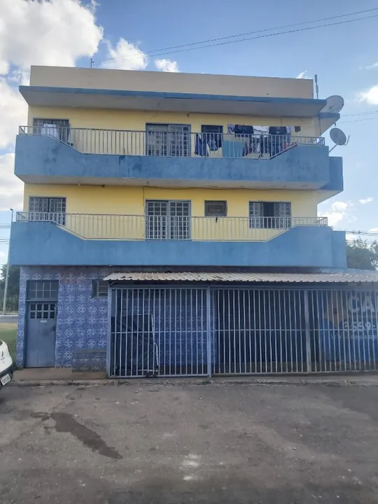 Um excelente prédio com 06 apartamentos disponíveis na QS 127