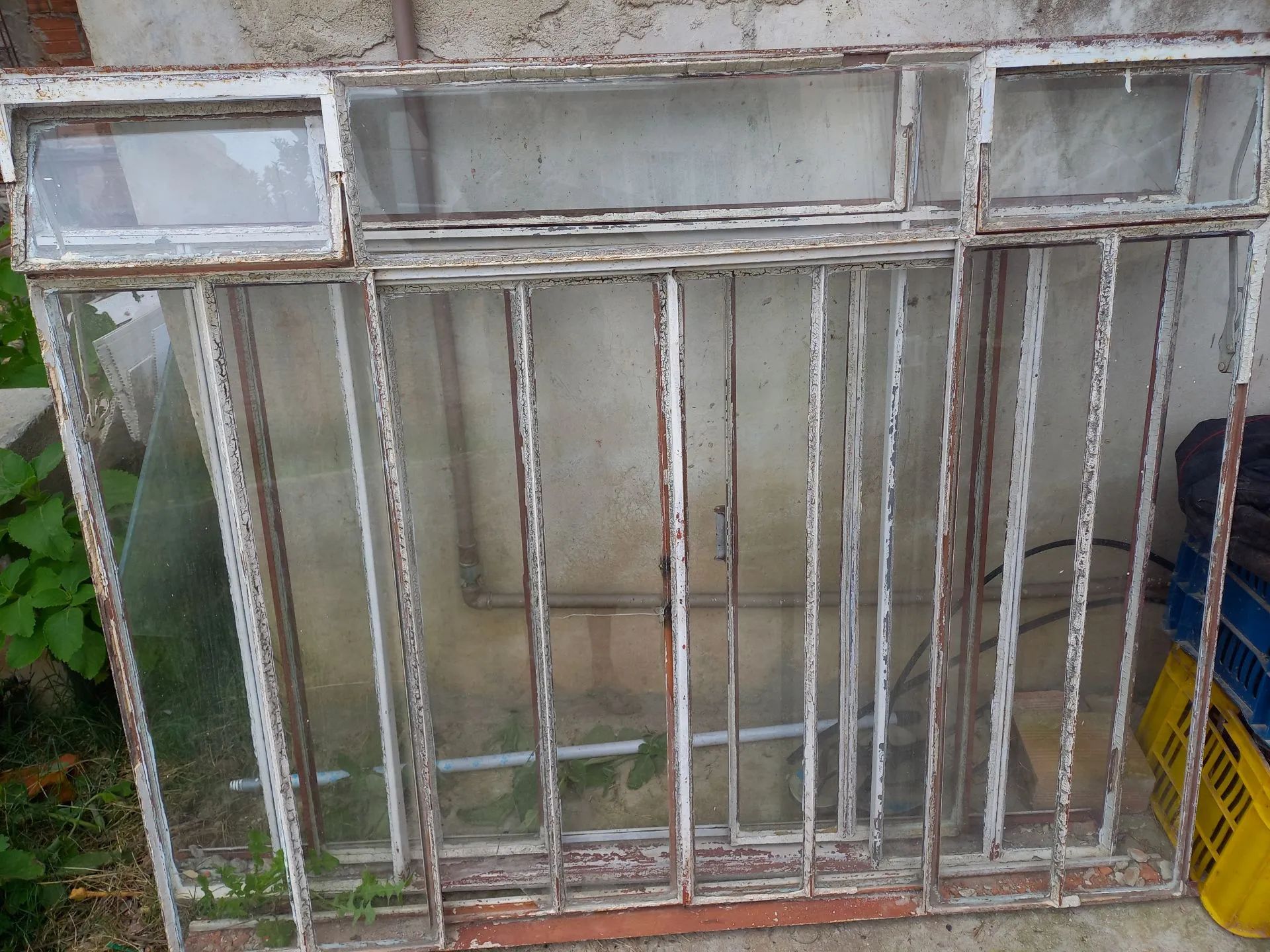 Janela de Ferro Antiga - Foto 2