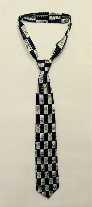 Gravata Vintage em Cetim- marca "City Noble" Made in Korea- desenho Ursinhos e geométricos - Foto 4