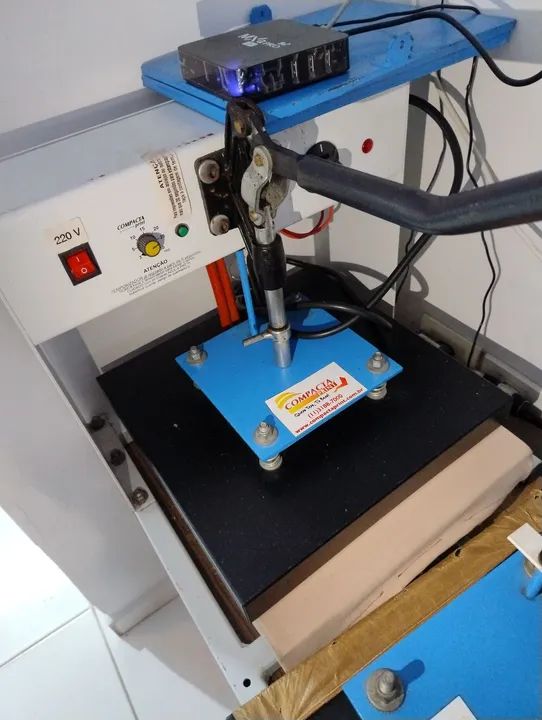 Máquina de fazer sandálias semi nova  - Foto 2