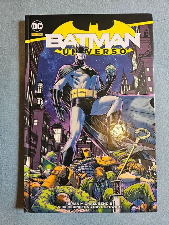 Batman Universo - HQ Capa Dura - Bendis