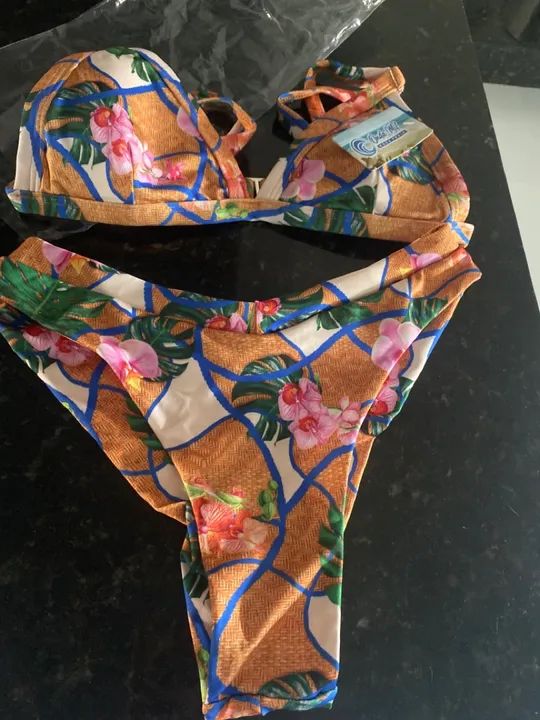 Biquíni estampado floral - Foto 2