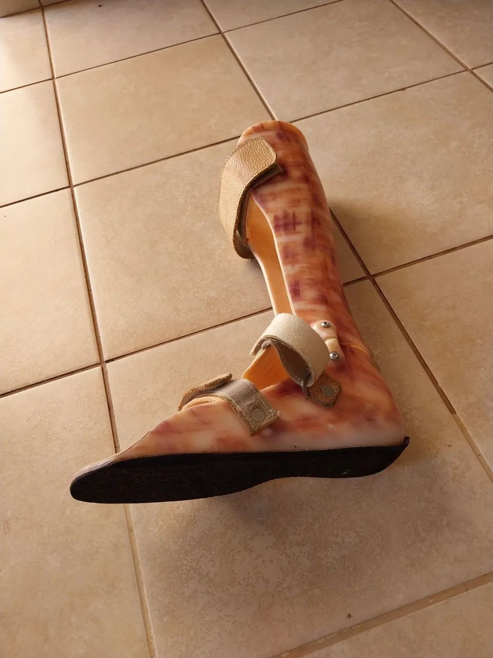 Bota Ortopedica n.39 X pneu e aro 15 de  4 furos.