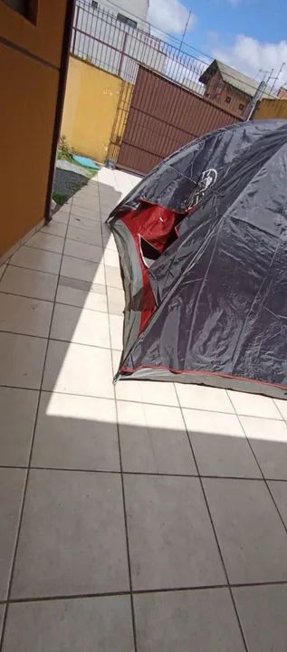 Barraca e Colchões 4 pessoas - Foto 3