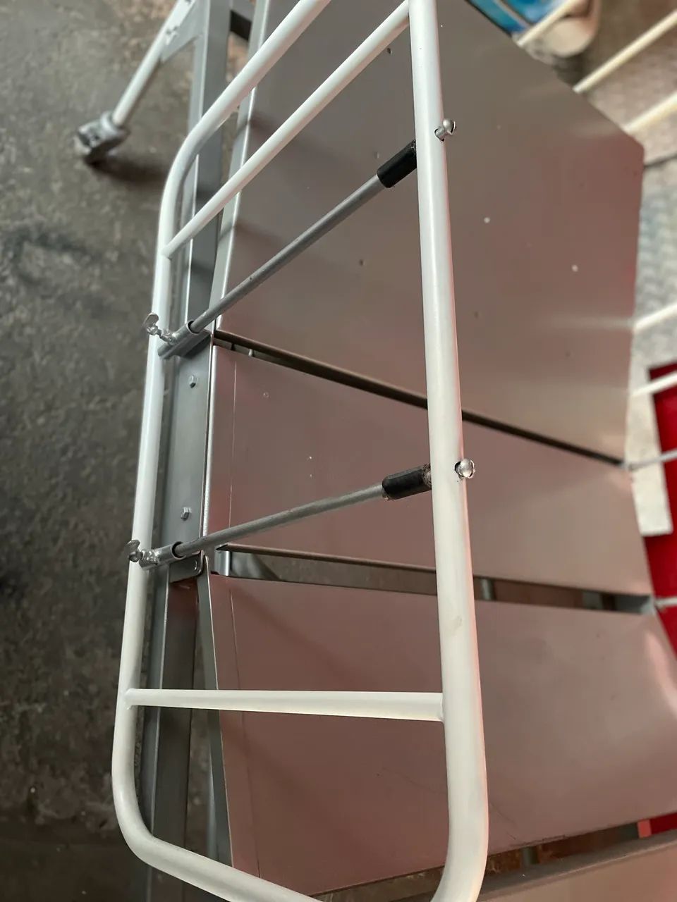 Cama duas manivelas  - Foto 2