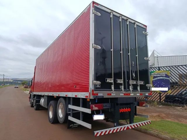 Scania P 310 8x2 Bitruck 2014 Baú Câmara Fria 2019 R$ 460.000,00 - Foto 8