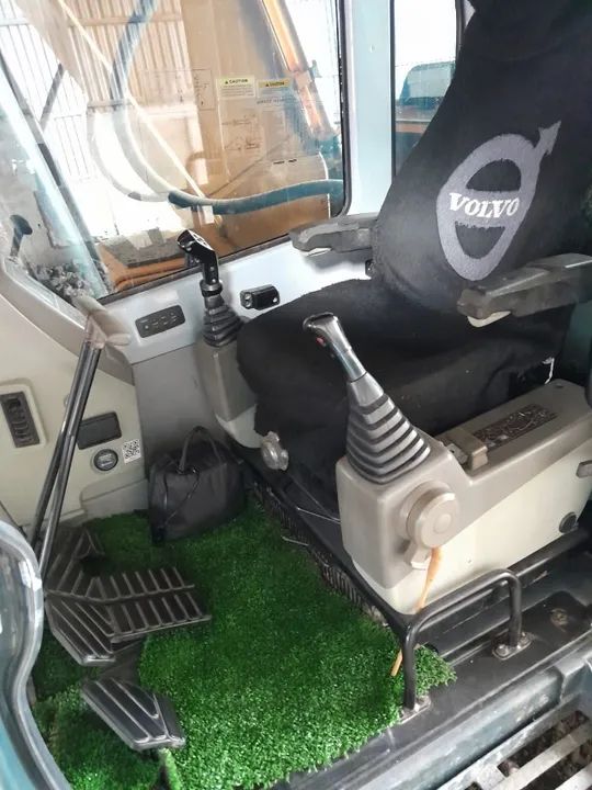 Escavadeira Hyundai 2020 Modelo 260LC Operacional  - Foto 3