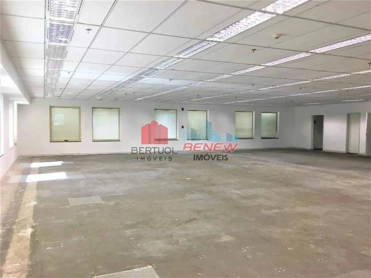 Sala para aluguel Edifício Olimpia Trade em São Paulo