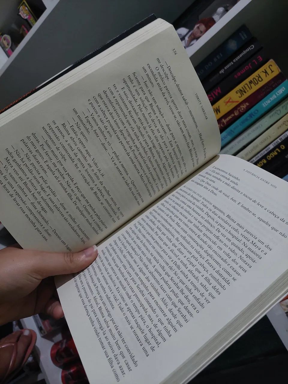 A Distância Entre Nós - Thrity Umrigar - Foto 3