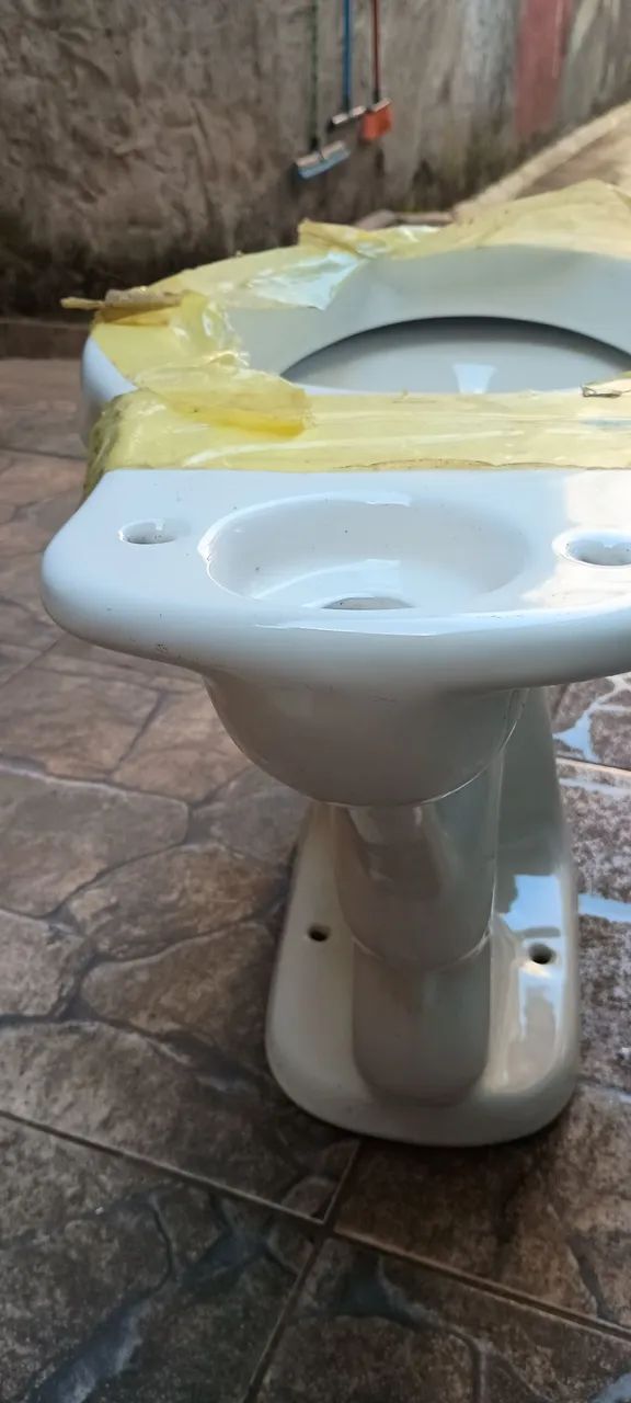 Bacia privada de caixa acoplada - Foto 3