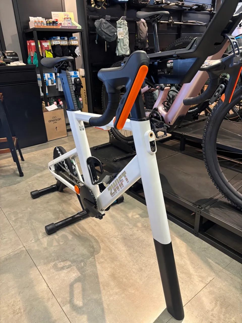 Bike Zwift Ride - spinning/ rolo treino  - Foto 4