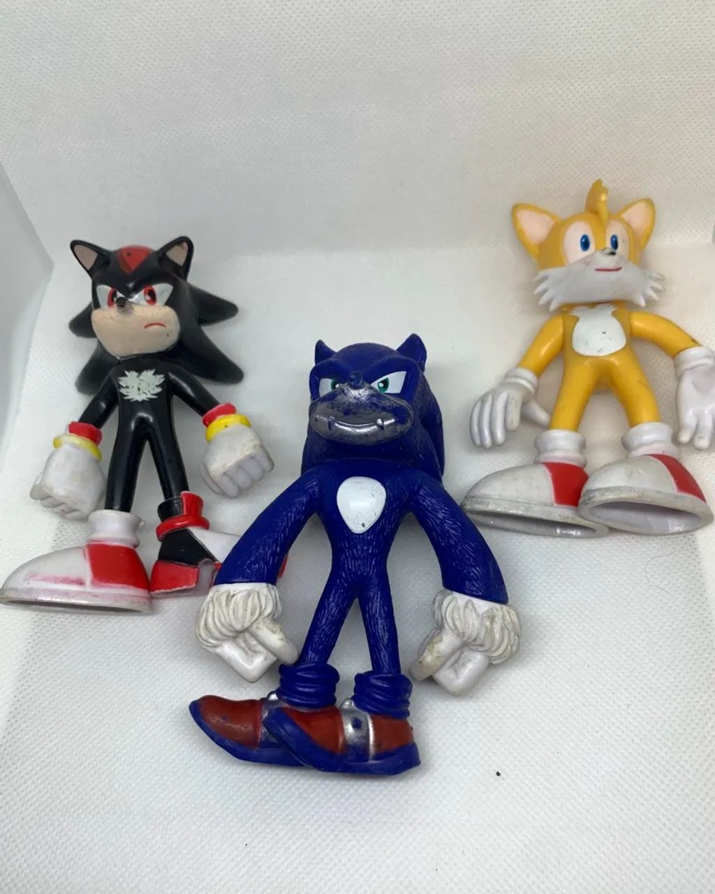 3 bonecos originais super sonic - 13cm - Foto 4