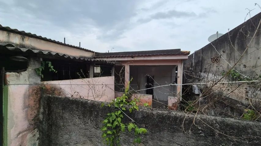 Terreno com duas casas perto da Dutra - Nova Iguaçu - Foto 3