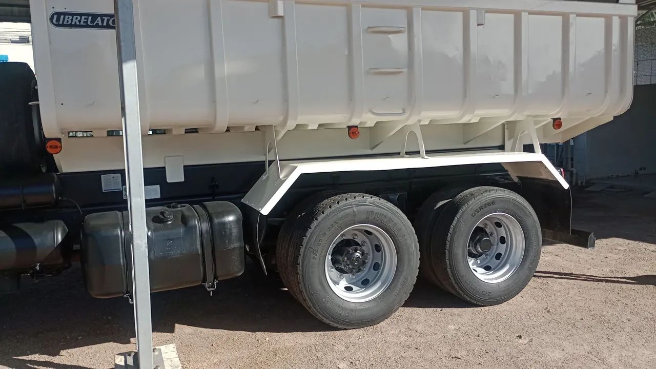 Tenho pra vender Ford cargo 2428 - Foto 3