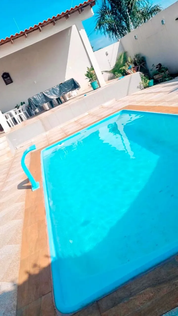 Vendo direito ou troco por menor valor..2 casas no mesmo quintal, entrada separada.