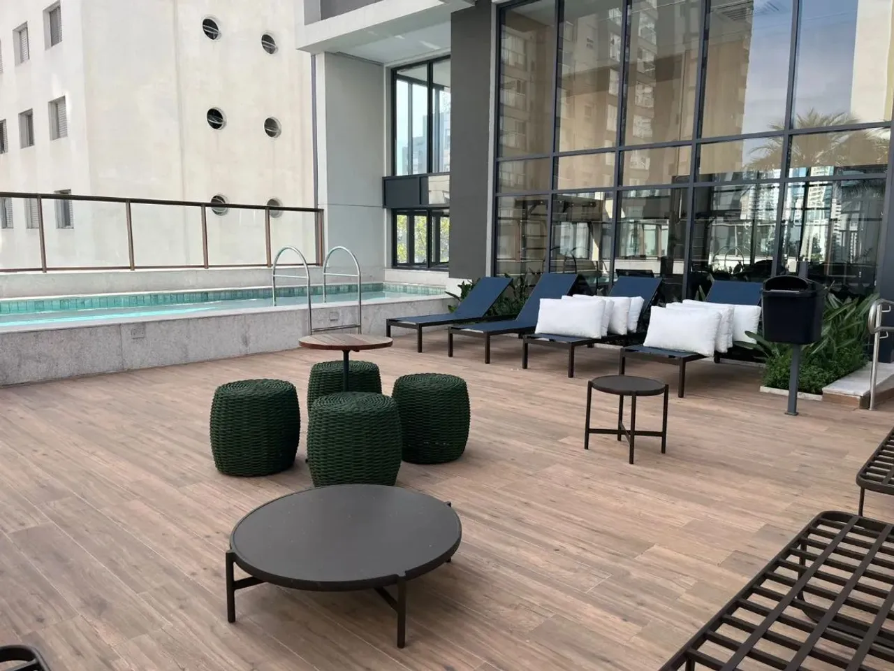 Studio para venda e locação com 1 quarto, sendo 1 suíte, 25m²