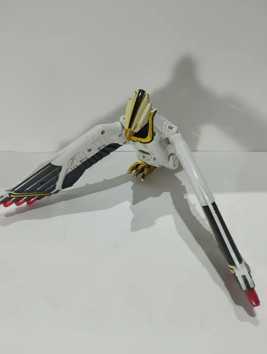 Boneco Power Rangers - Águia - White Ranger