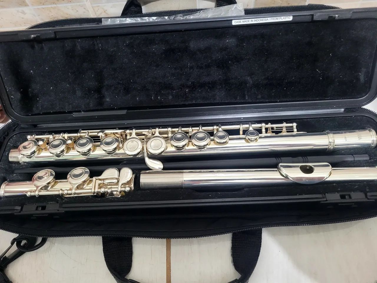 Flauta Yamaha 211 em excelente estado