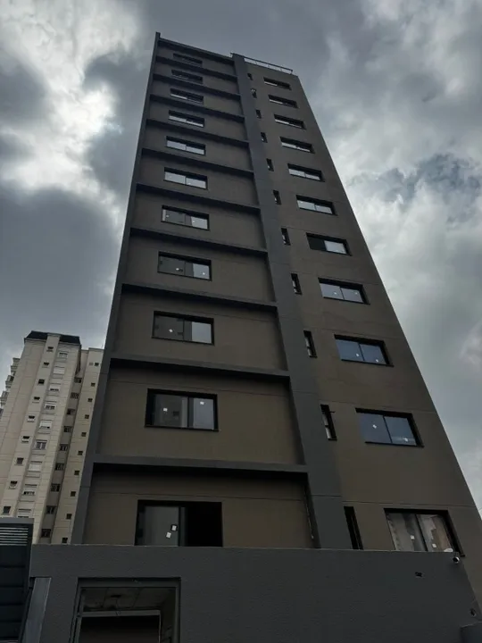 Vendo Studios com Sacada ou Janela Grande na Vila Mariana