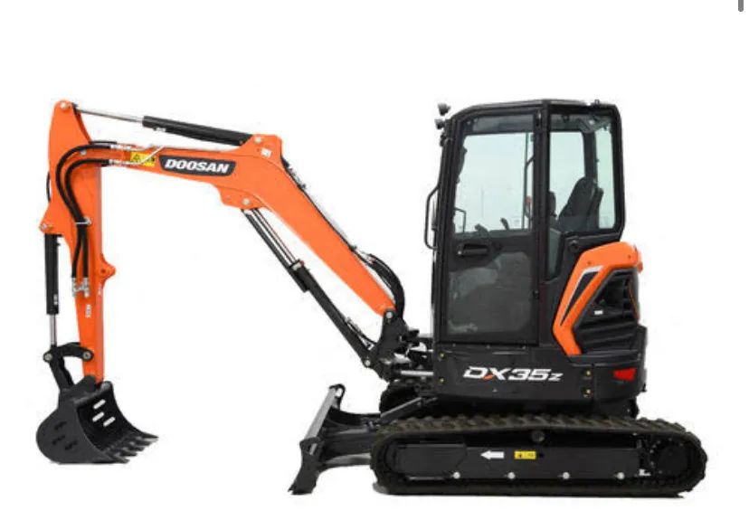 LOCAÇÃO DE MINI ESCAVADEIRA 