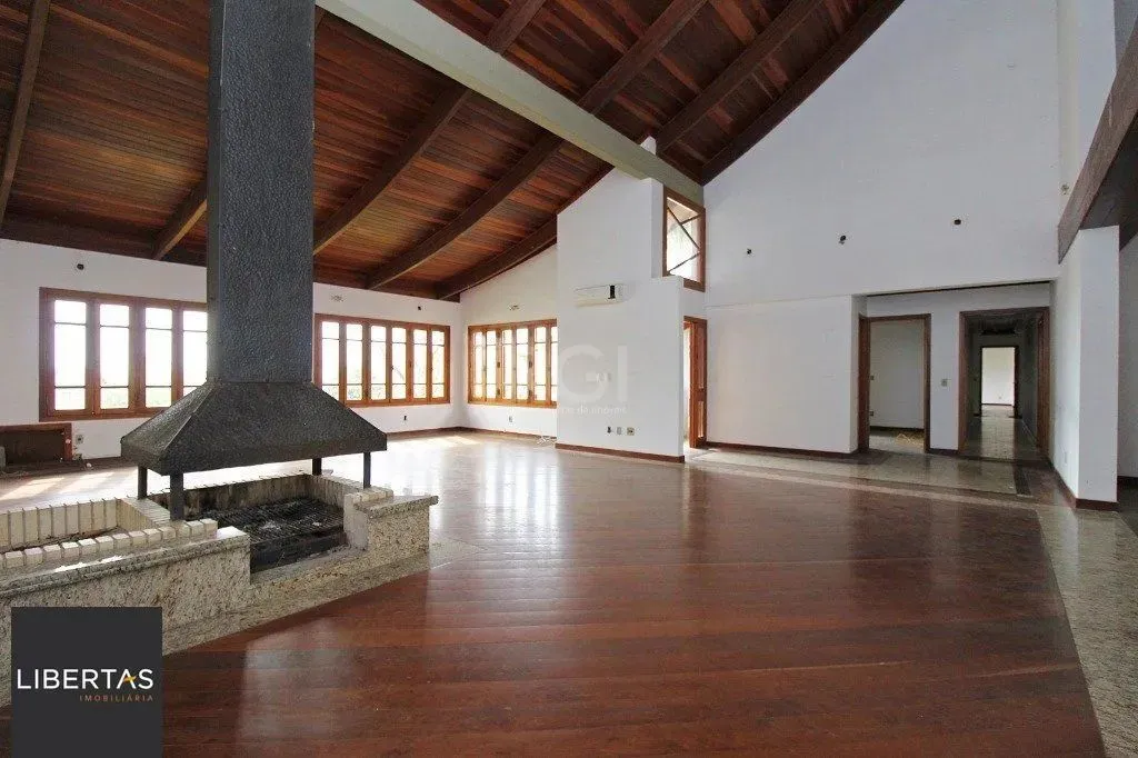 Casa Comercial para Venda - 840m², 0 dormitórios, 10 vagas - Medianeira