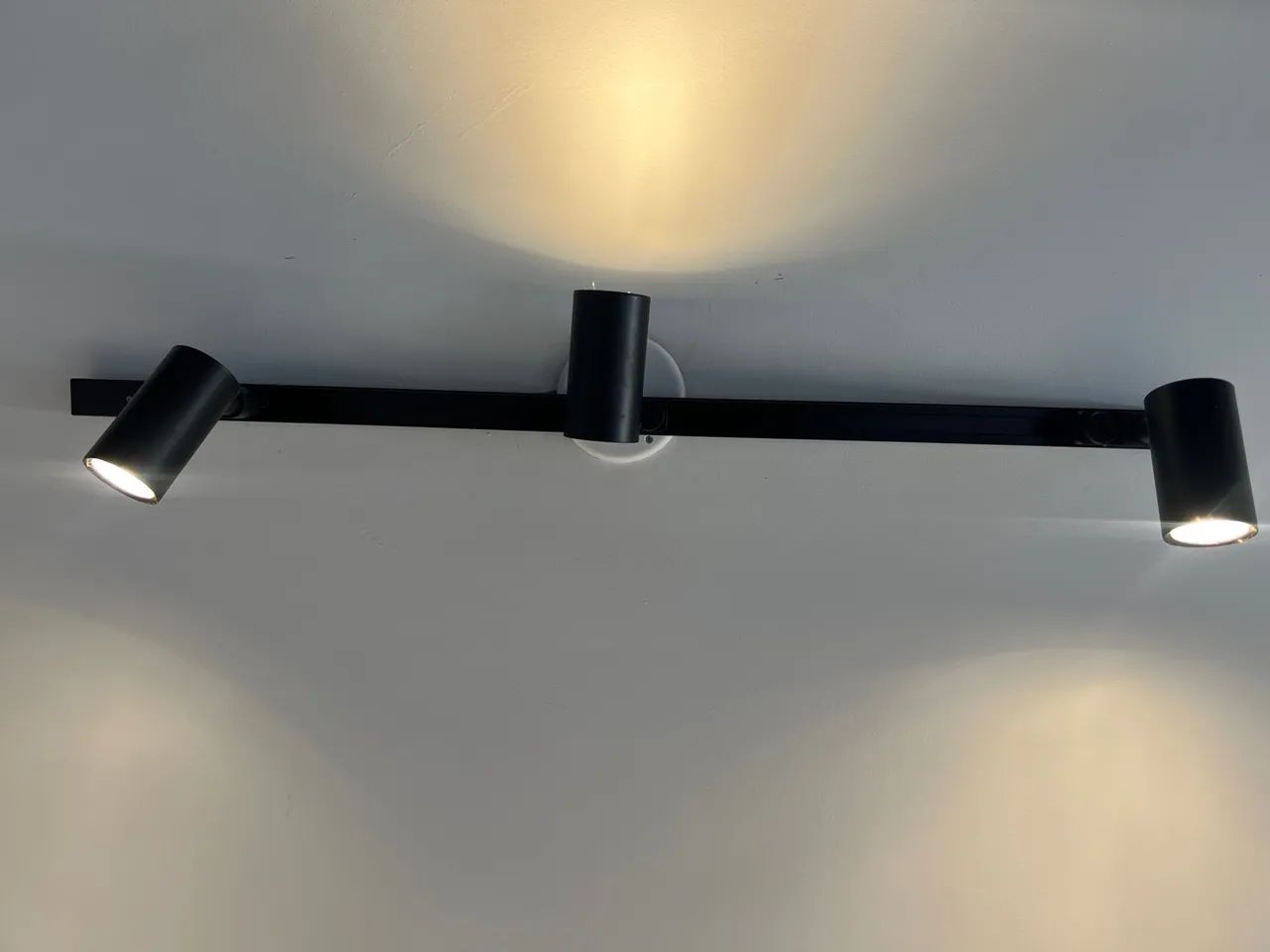Trilho de Iluminação com 3 Spots LED - Foto 2