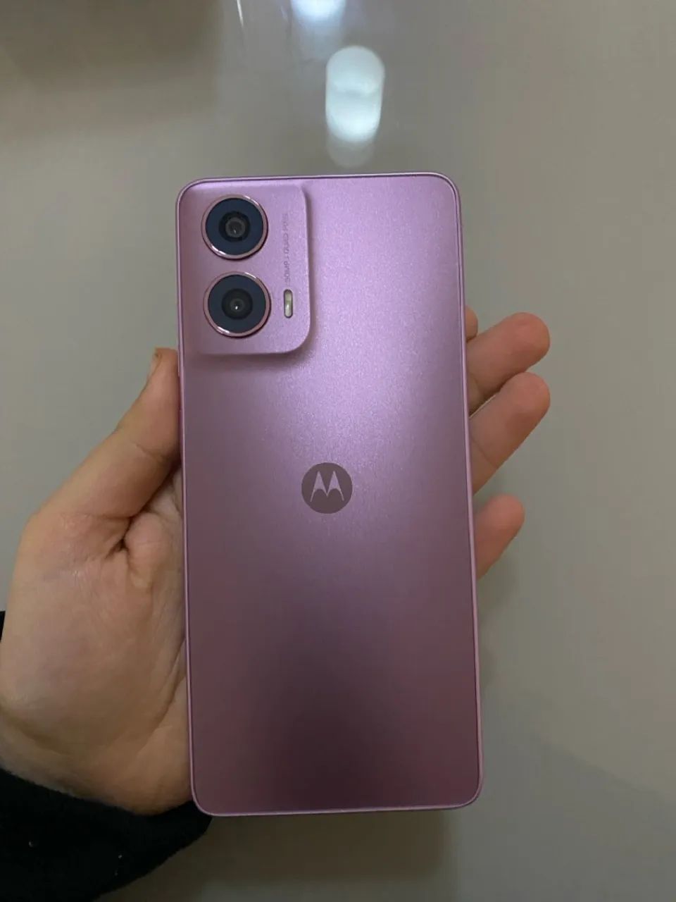 Celular Motorola Moto G24 cor Rosa - Foto 3