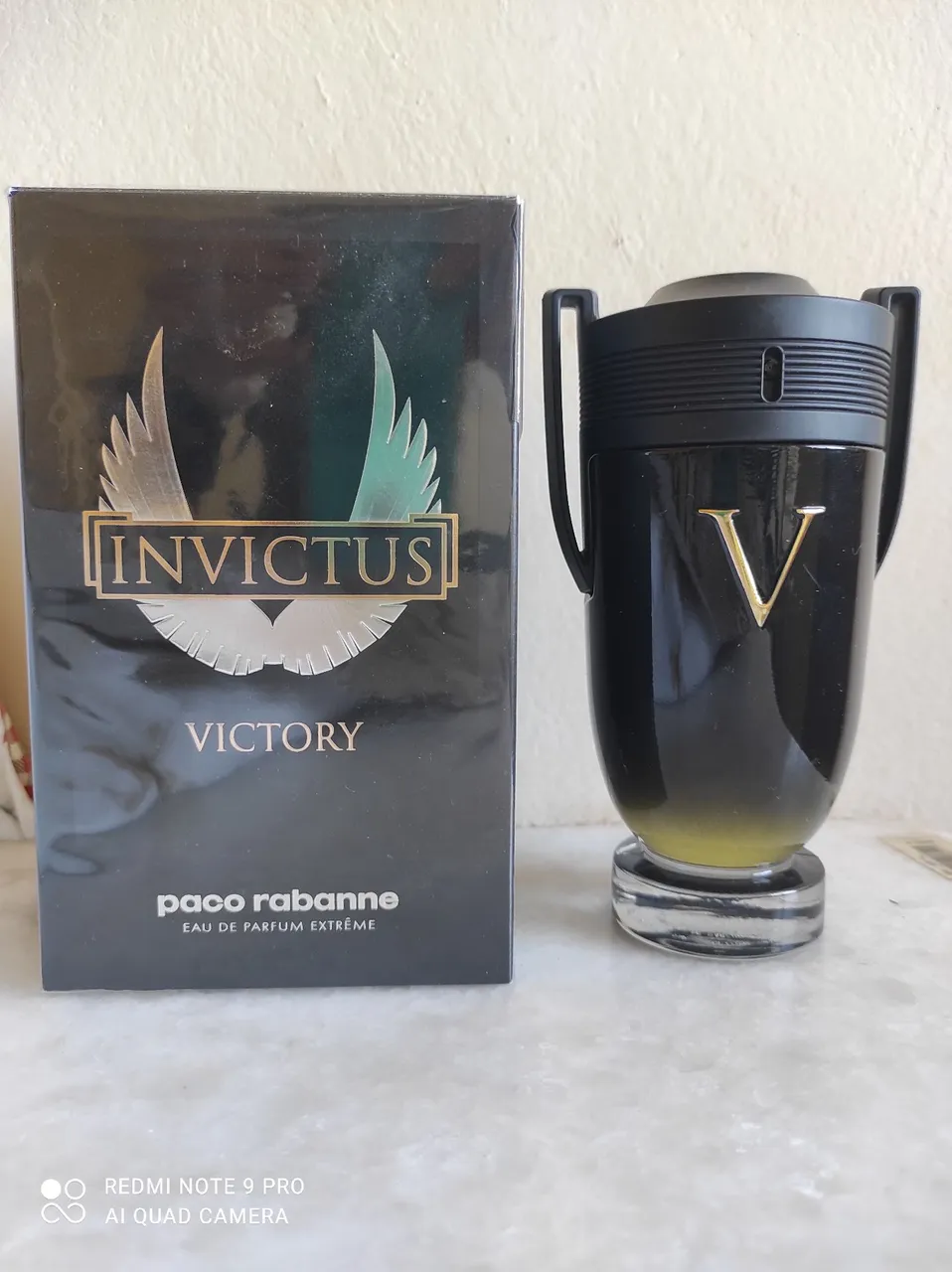 Perfume Invictus Victory Paco Rabanne Eau de Parfum Extreme, aproximadamente 195 ml