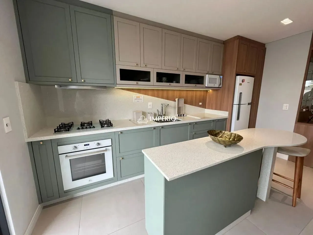 Excelente Apartamento em Bombas com vista mar