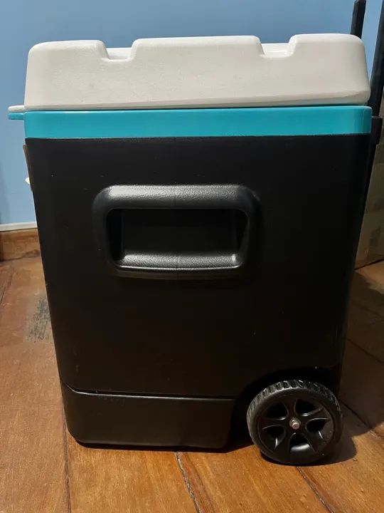Cooler de rodinhas para camping e praia - Foto 6