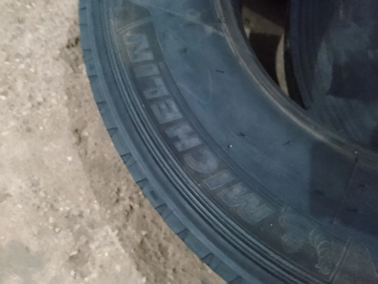 Pneu Michelin - Caminhão