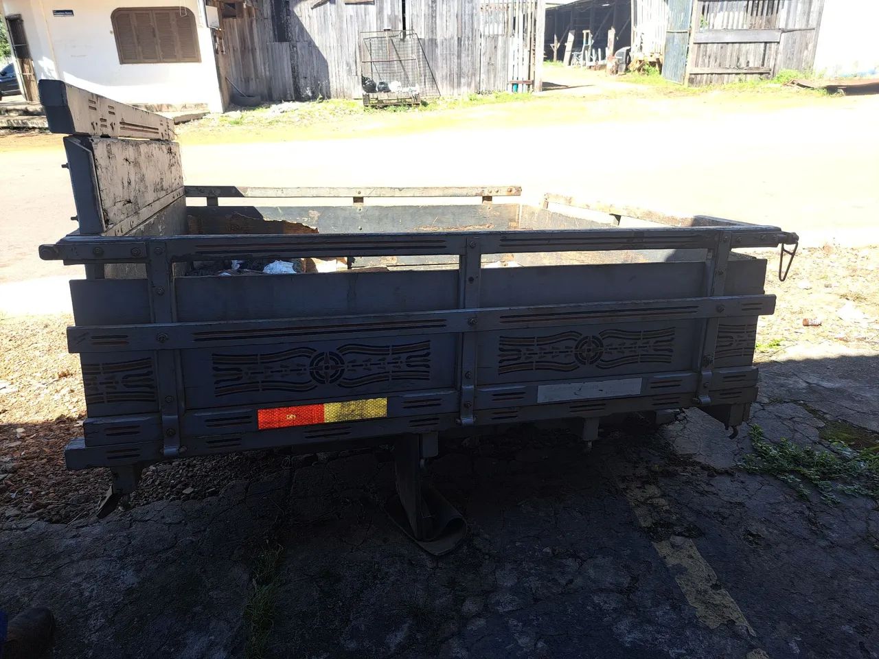 Carroceria de madeira para caminhonete - Foto 3