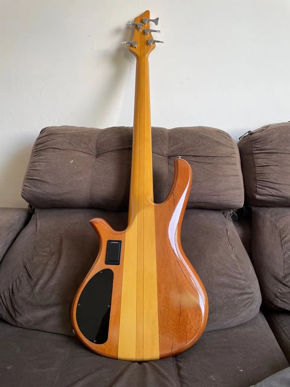 Baixo Elétrico 5 Cordas64306741591937120