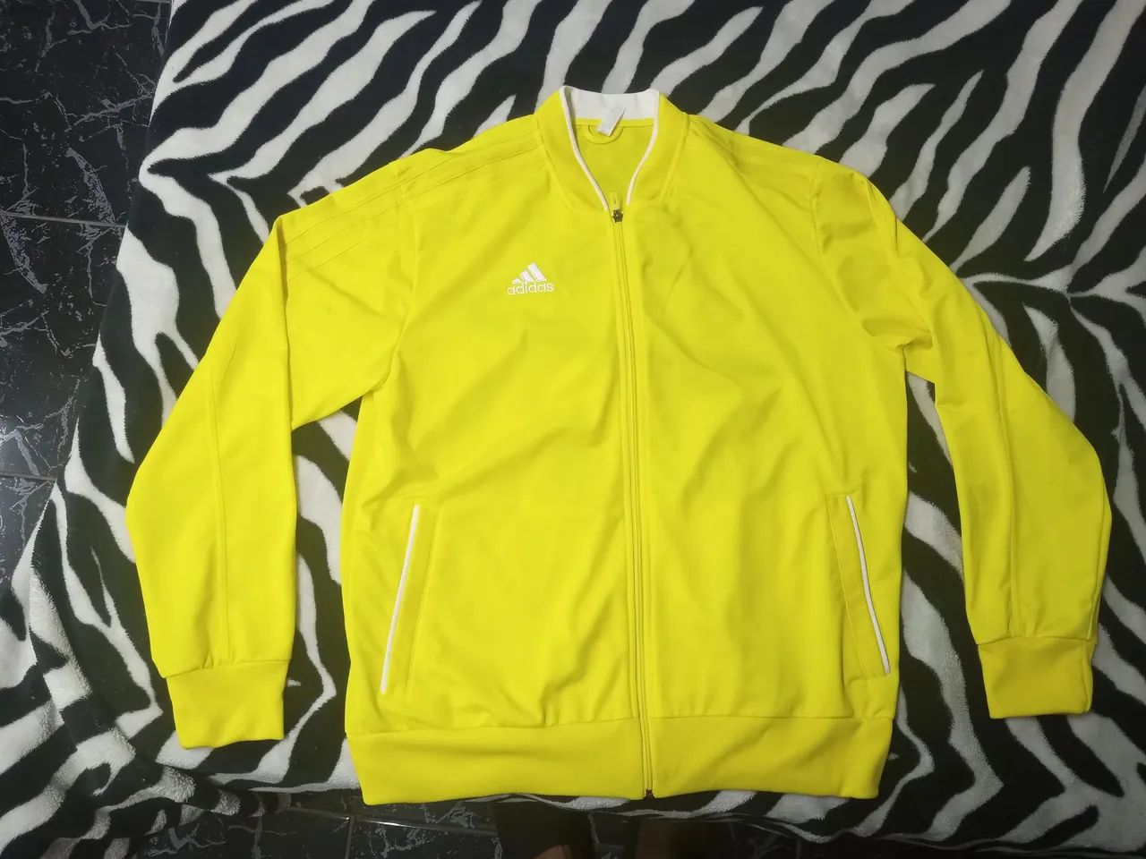 Jaqueta Adidas Amarela - Tamanho xl - Foto 2