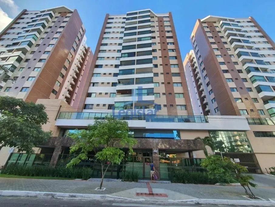 Avenida General Djenal Tavares de Queroz, 497
