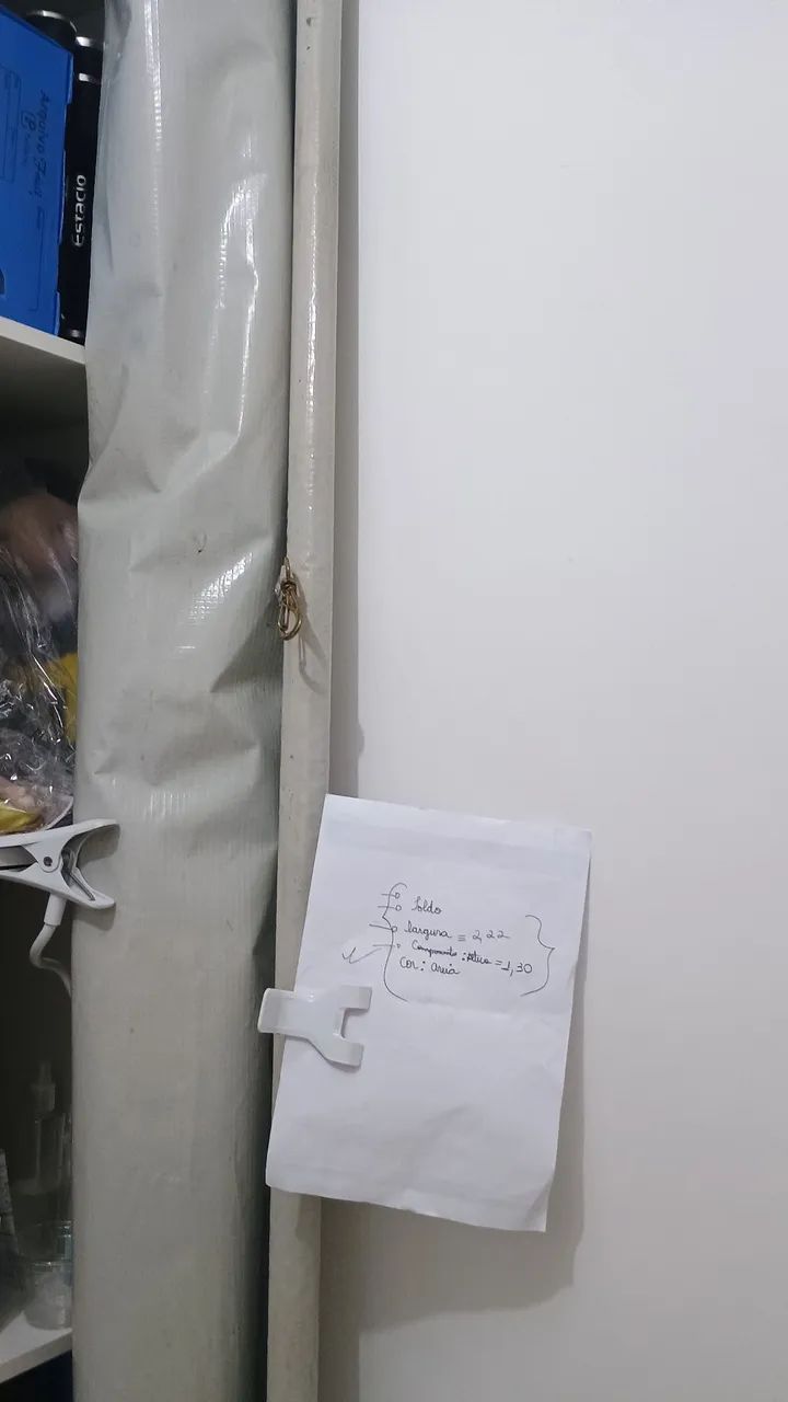 Toldo semi novo cor areia .