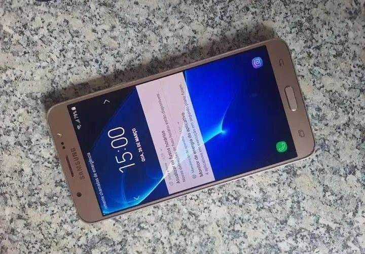 Samsung J7 metal