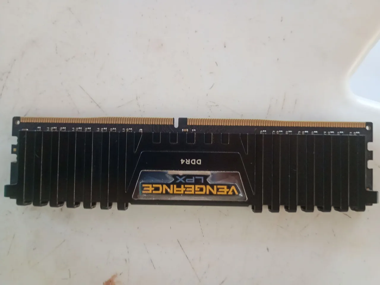 Memória RAM Corsair Vengeance LPX 8GB DDR4