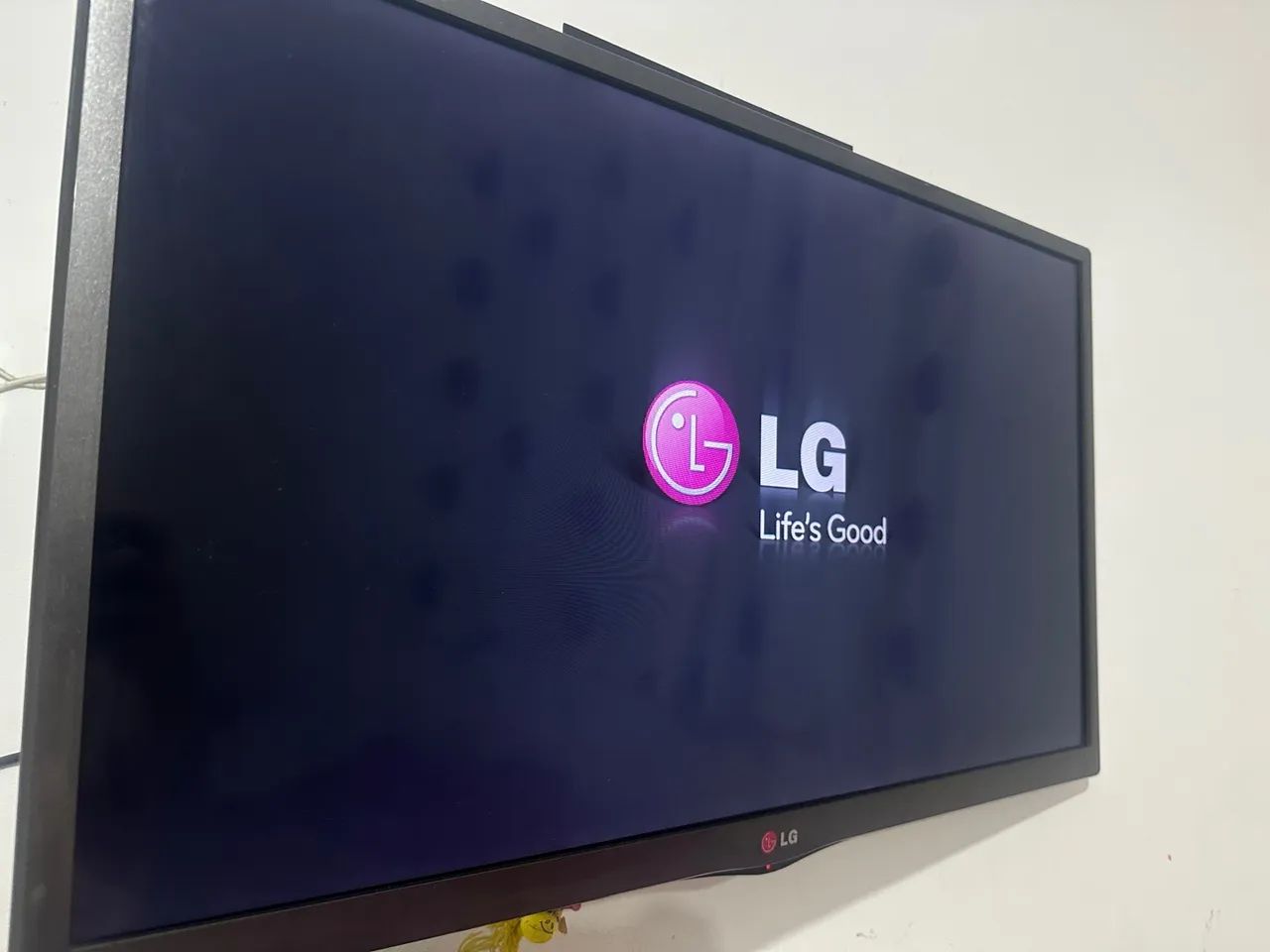 TV LG 28 LED HD | Com Controle e Suporte | Perfeito Estado! - Foto 2