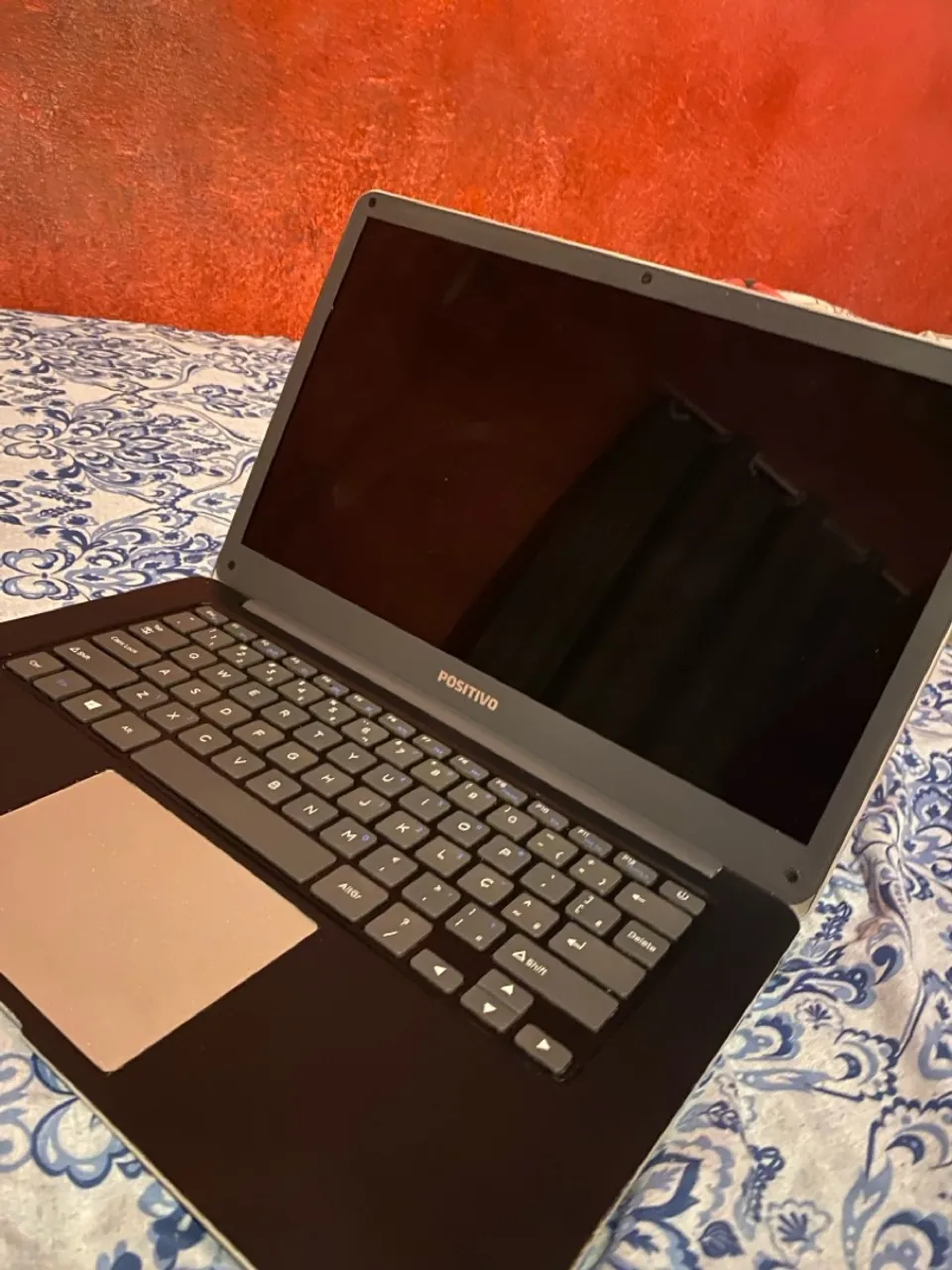 Notebook Positivo em ótimo estado