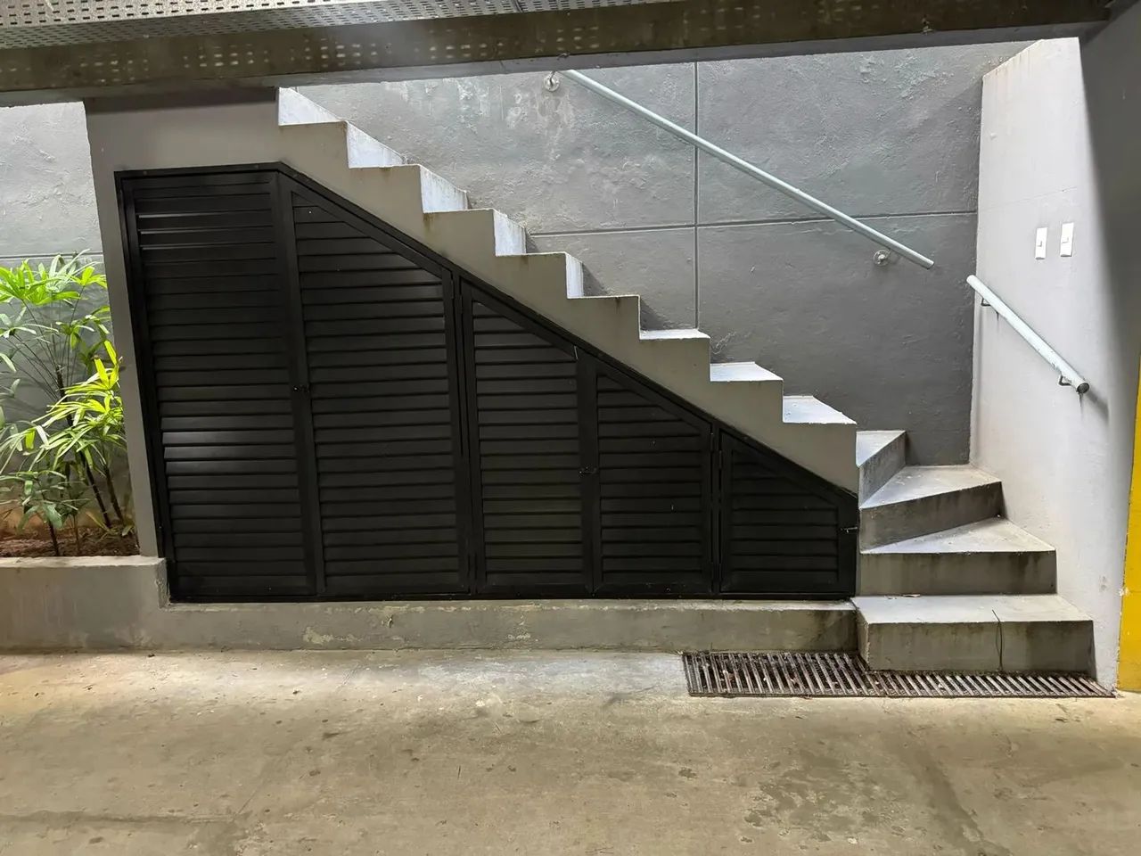 Village no Condomínio Villa Giardino em PATAMARES com 131m², finamente decorada - Foto 3