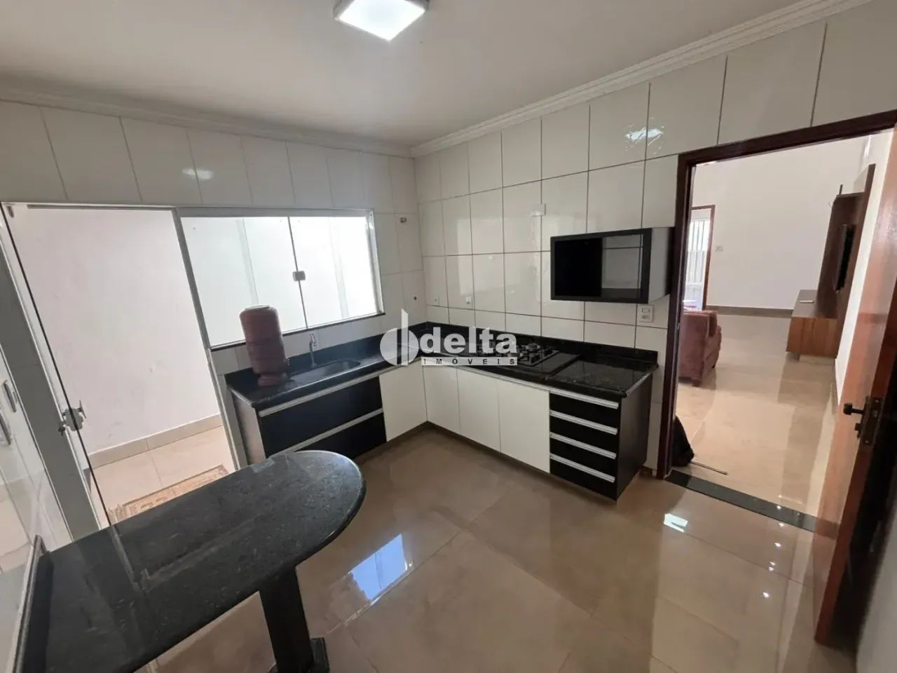 Casa disponível para aluguel e venda no bairro São Jorge em Uberlândia-MG - Foto 4